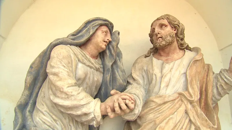 Peníze z DMS pomohly v Mikulově opravit křížovou cestu