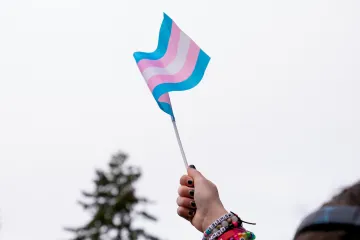 Soud zablokoval Trumpovo omezení pasů pro transgender osoby