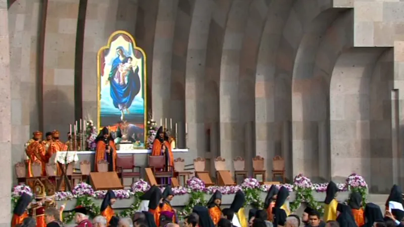 V Arménii svatořečili 1,5 milionu obětí genocidy