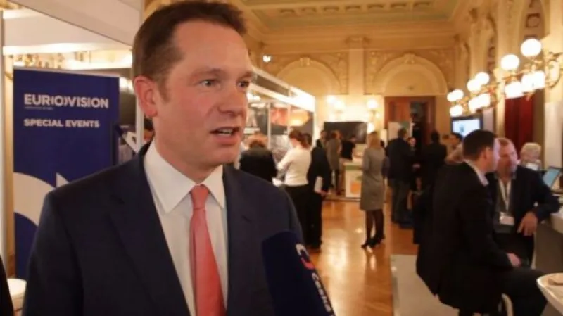 Šéf BBC Global News: Vliv médií na lidi je výsada i břemeno