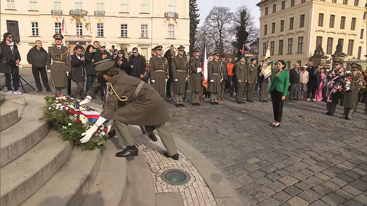 Man dürfe dem Bösen nicht nachgeben, sagte Vystrčil während einer Piet zum Jahrestag der deutschen Besatzung. Pavel stimmte Kretschmer in Sachsen zu