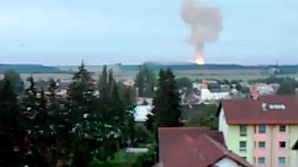 Amatérský záběr výbuchu v Poličce