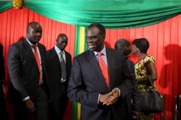 V Burkina Fasu podepsán mír, sesazený prezident znovu ve funkci
