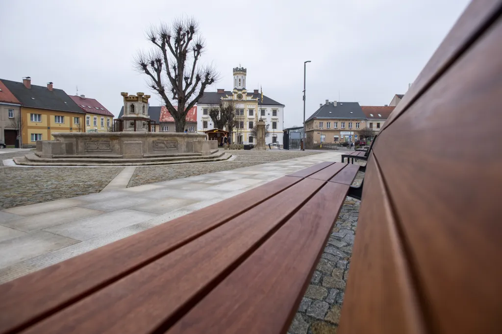 Česká Skalice na Náchodsku dokončila první etapu rekonstrukce centrálního Husova náměstí