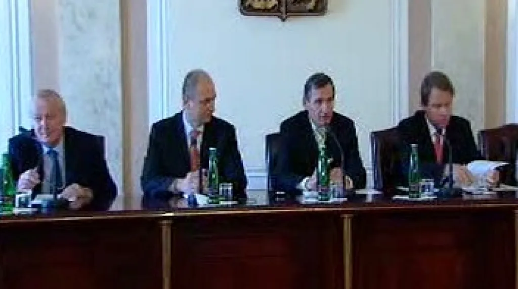 Tisková konference vlády