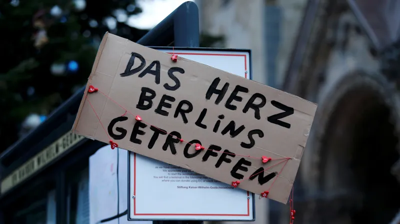 Srdce Berlína dostalo zásah