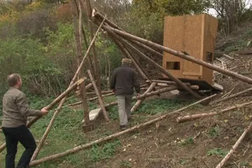 Vandalové ničí posedy, myslivci neví proč