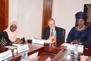 Zadržený český manažer v Senegalu dostal zpět pas, může vycestovat