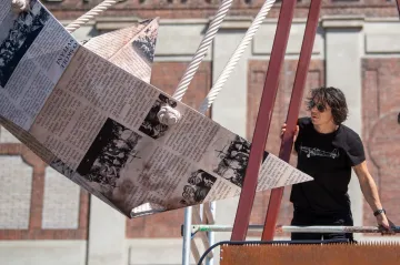 Loďku Davida Černého rozpohybují peníze. Dostane je škola pro děti s handicapem
