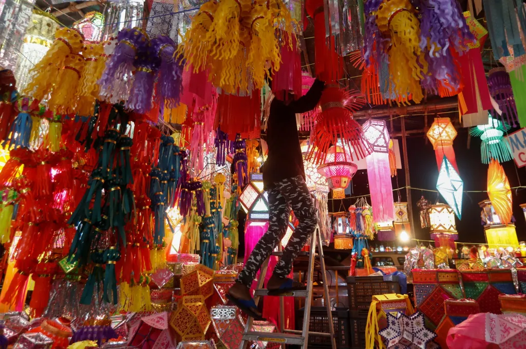 Hinduisté oslavili po celém světě svátek Díválí