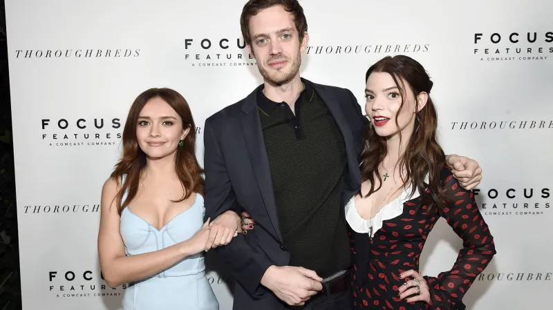 Režisér Cory Finley s herečkami Olivií Cookeovou (vlevo) a Anyou Taylor-Joyovou