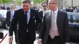 Robert Fico a Bohuslav Sobotka míří na společné zasedání vlád ve Skalici