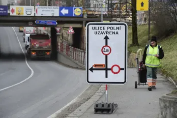 Oprava přerovské ulice Polní se v termínu nestihne. Jednosměrný provoz se tam vrátí možná v srpnu