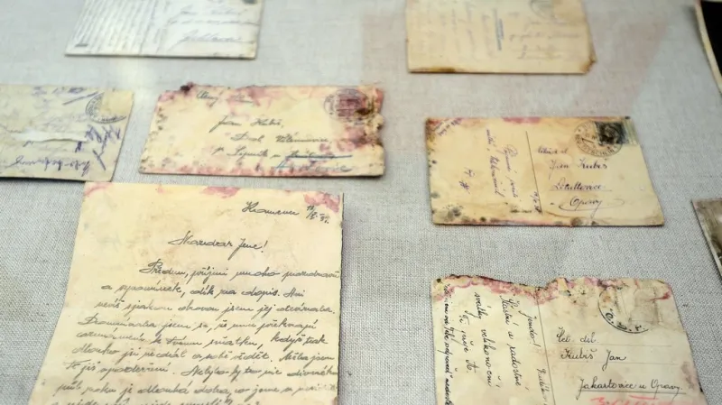 Předválečné dopisy nalezené při rekonstrukci rodného domu Jana Kubiše