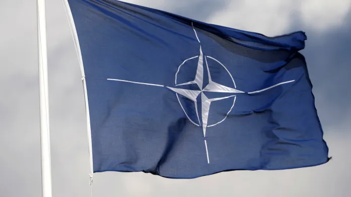 Vlajka NATO