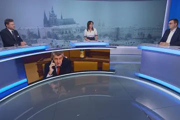 Vondráček kritizuje Hrad za „kádrovací materiál“ k Turkovi. Lipavský mluví o šedé zóně v ústavě