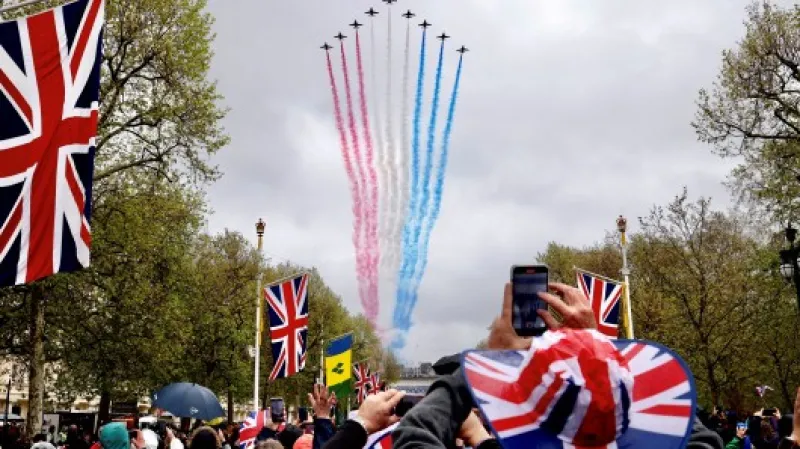 Přelet letadel na oslavu korunovace Karla III.,  Autor: Kevin Coombs,  Zdroj: Reuters