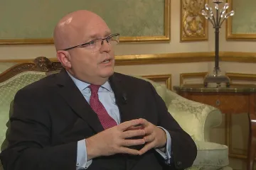 Řešíme nerovnováhu v obchodních vztazích, vysvětluje šéf amerických diplomatů v Evropě