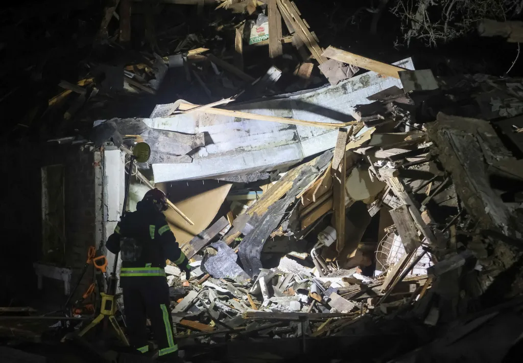 Při ruském vzdušném útoku v Charkovské oblasti zahynul člověk