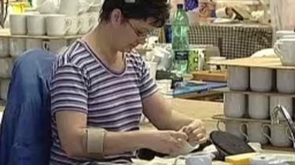 Zaměstnankyně Karlovarského porcelánu