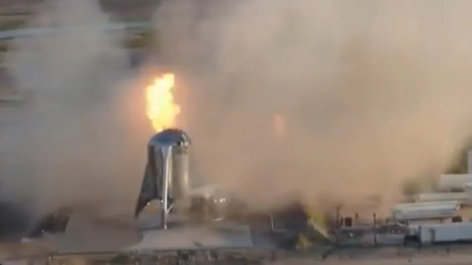 Nepovedený test lodě Starhopper