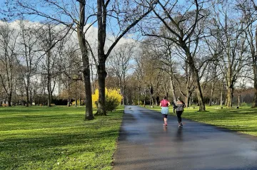Na velikonoční víkend se mírně oteplí, srážek ale přibude