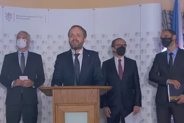 Kulhánek nevyloučil další opatření na hranicích kvůli covidu, informace podle něj mají být včas