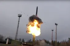 Rusko zařadilo do výzbroje rakety Avangard. Podle Putina jde o „absolutní zbraň“