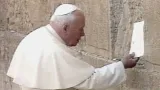 Papež Jan Pavel II. u Zdi nářků