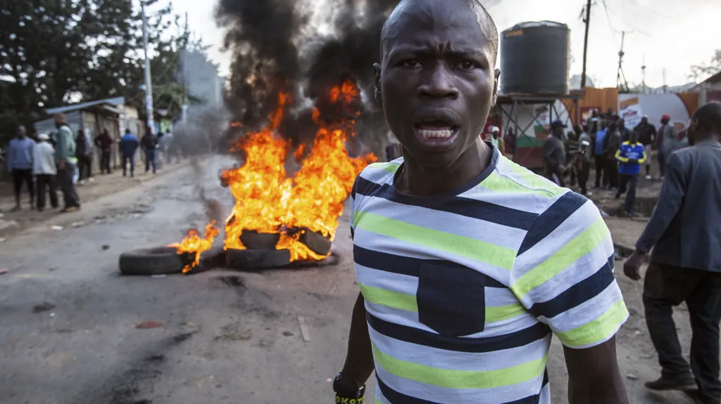 Nominace na první cenu Czech Press Photo 2017 v kategorii Aktualita (série)