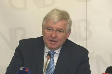 ČNB zpřísnila od dubna 2022 limity pro poskytování hypoték, úroková sazba zatím neporoste