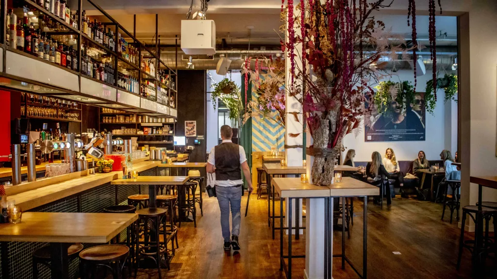 Restaurace v Rotterdamu