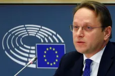 Nová Evropská komise může začít pracovat, maďarský kandidát získal souhlas europoslanců