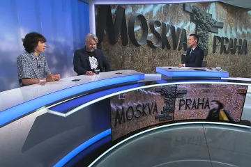 Projev nejistoty společnosti, řekl k případnému odstranění nápisu Moskva–Praha z metra sochař Karous