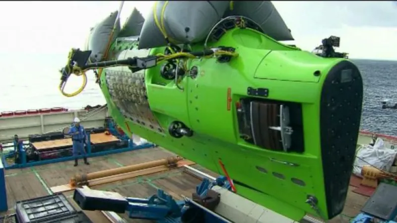 Režisér Cameron v Mariánském příkopu