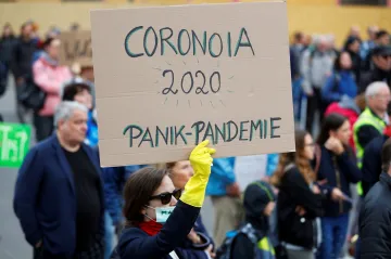 Írán se obává dalších ohnisek nákazy, Trump odmítá jednat s čínským prezidentem