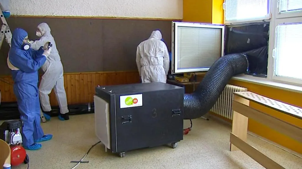 Odstraňování azbestu
