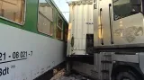 Střet kamionu s vlakem