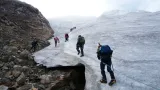 Skupina turistů stoupá na horu Mateo v peruánských Andách