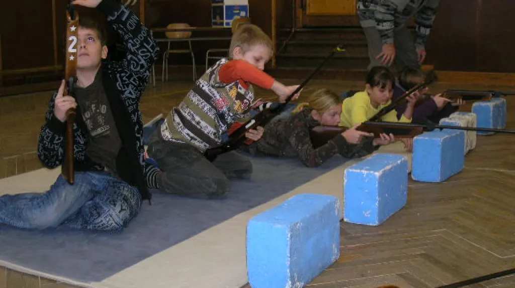 Soutěž ve sportovní střelbě v Šumné