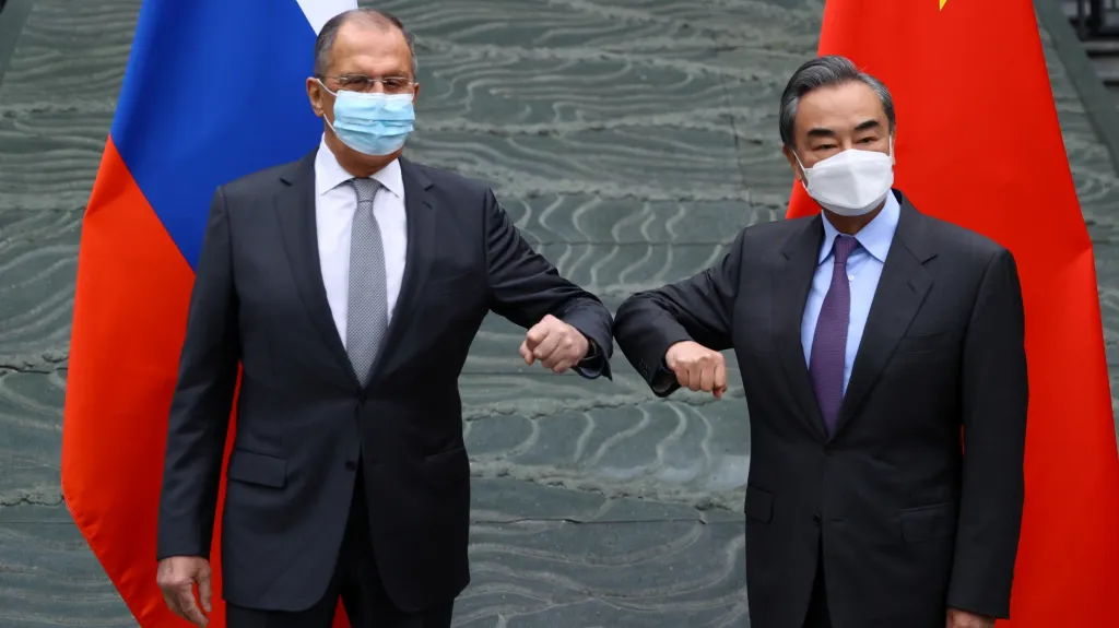 Sergej Lavrov během návštěvy Číny