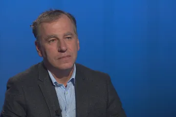 Králík z klobouku brexit nevyřeší, Británii je třeba dát čas, míní europoslanec Niedermayer