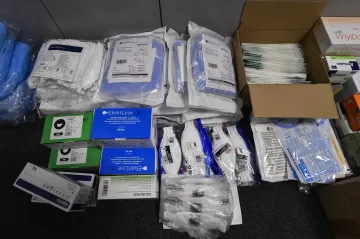 Žaloba kvůli nekvalitním respirátorům z Číny se zatím odkládá, Česko jedná o reklamaci