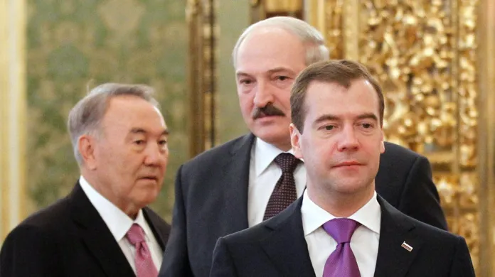 Nursultan Nazarbajev, Alexandr Lukašenko a Dmitrij Medveděv