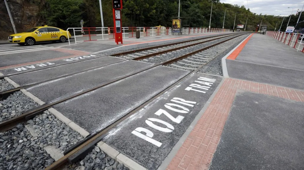 Tramvajová trať