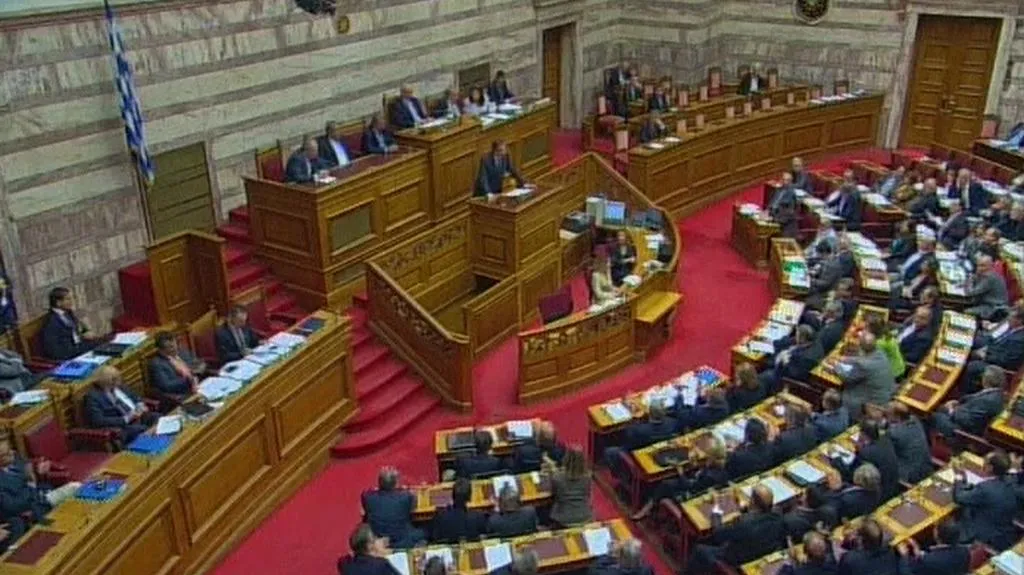 Hlasování řeckého parlamentu o dalším úsporném balíčku