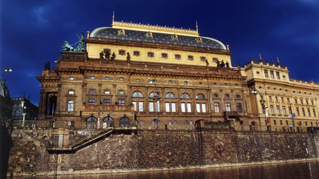 Budova Národního divadla
