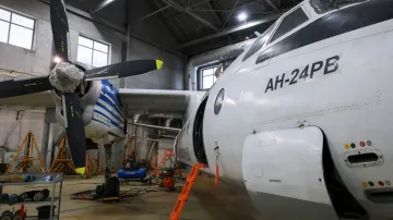 Ilustrační foto – Letoun An-24 na letišti v Jakutsku (prosinec 2023)