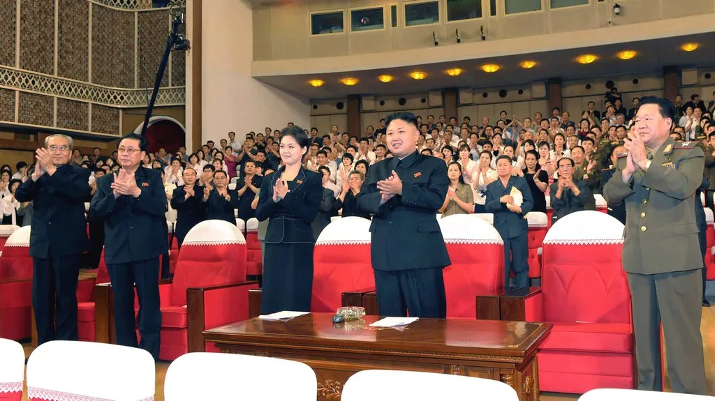 Tajemná žena po boku Kim Čong-una