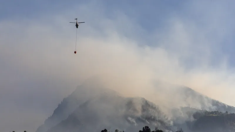 Požár u obce Bitsch ve Švýcarsku